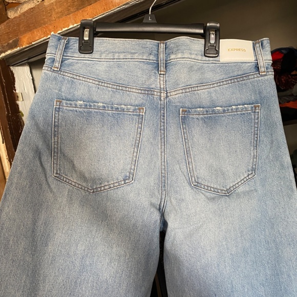 NWT Express Wide Leg High-Rise Jeans - Picture 3 of 8